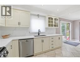 111 AUBREY Avenue - 16