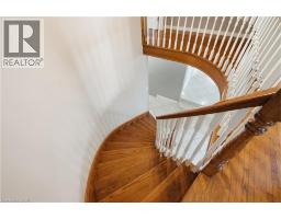 111 AUBREY Avenue - 25