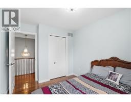 111 AUBREY Avenue - 30
