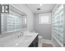 111 AUBREY Avenue - 31