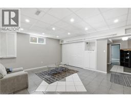 111 AUBREY Avenue - 40