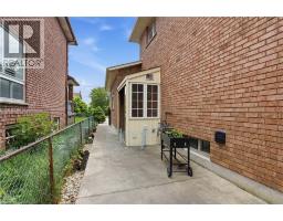 111 AUBREY Avenue - 49