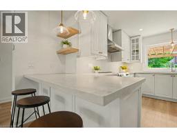72 MOUNTAIN PARK Avenue - 11