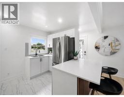 627 UPPER SHERMAN Avenue - 7
