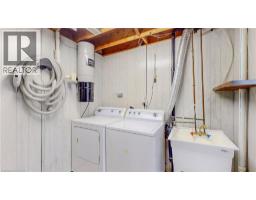 133 WAKE ROBIN Drive - 32