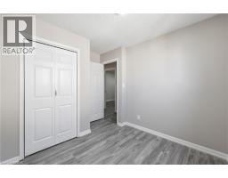 42 TERRACE Avenue - 18