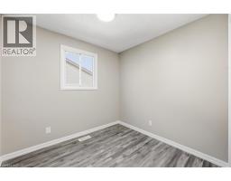 42 TERRACE Avenue - 20