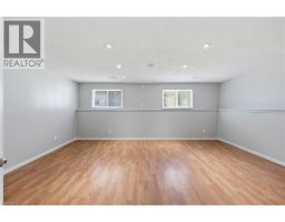 42 TERRACE Avenue - 27