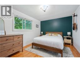 124 SANDERSON Drive - 18