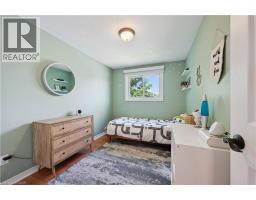 124 SANDERSON Drive - 20