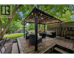 124 SANDERSON Drive - 29