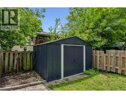 124 SANDERSON Drive - 34