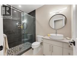 647 BLAIR CREEK Drive - 36