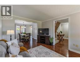 141 LYNNDALE Road - 10