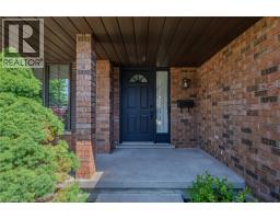 141 LYNNDALE Road - 4