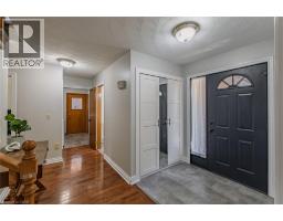 141 LYNNDALE Road - 6