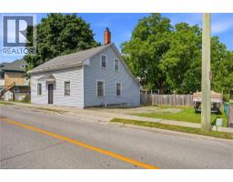 788 LAUREL Street - 2