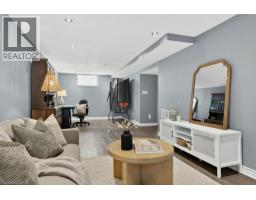 720 BRITANNIA Avenue - 29