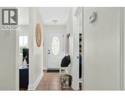 720 BRITANNIA Avenue - 3