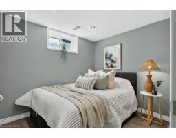 720 BRITANNIA Avenue - 32