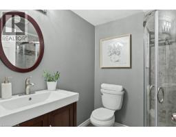 720 BRITANNIA Avenue - 34