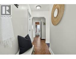 720 BRITANNIA Avenue - 4