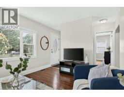 720 BRITANNIA Avenue - 9