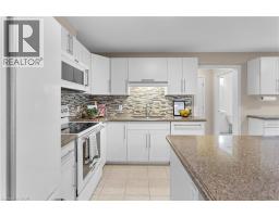 4875 JOHN Street - 10