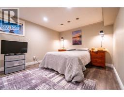 2393 ARNOLD Crescent - 39