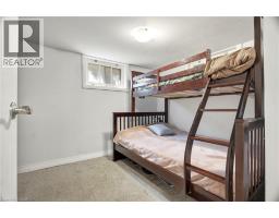 32 CLOSE Avenue - 33