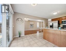 226 SLEAFORD Street - 17