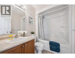 226 SLEAFORD Street - 35