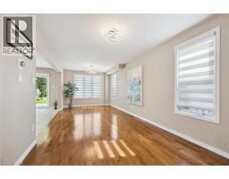 226 SLEAFORD Street - 9