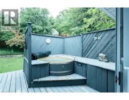 28 MCGIBBON Court - 34
