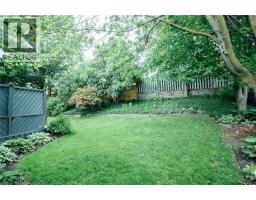 28 MCGIBBON Court - 37