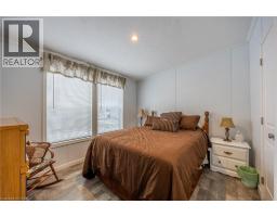 11 HICKORY HOLLOW - 14