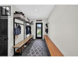26 KING Street - 19