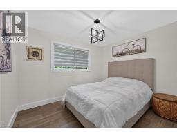 26 KING Street - 25