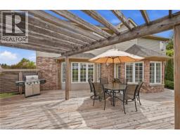 36 WEBERLYN Crescent - 40