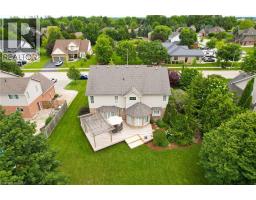 36 WEBERLYN Crescent - 44