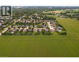 36 WEBERLYN Crescent - 46