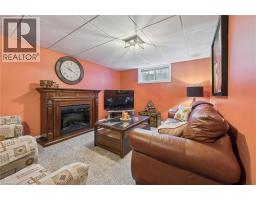 235 SPENCER Drive - 19