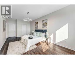 1426 OAKMONT Common - 31