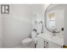 31 PARKSIDE Drive - 12