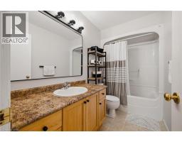 31 PARKSIDE Drive - 19