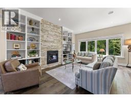 6 CREEKSIDE Drive - 8