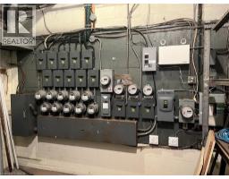 600 UPPER WELLINGTON Street - 4