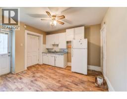 5 GEORGE Street S - 8