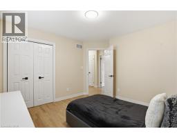 56 MCCAFFERY Crescent - 29
