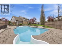 56 MCCAFFERY Crescent - 47